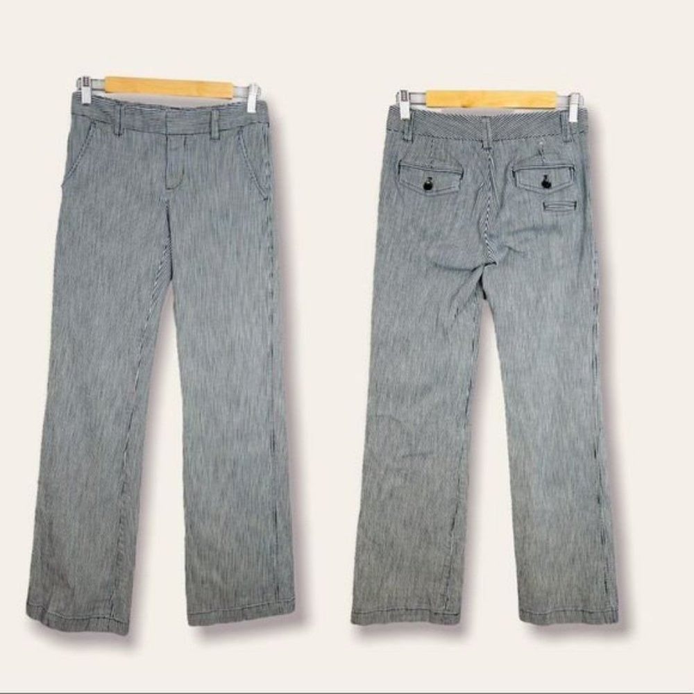 Silver Jeans Womens Size 0 Bootcut Pants Blue and White Stripe Y2K Wide Leg